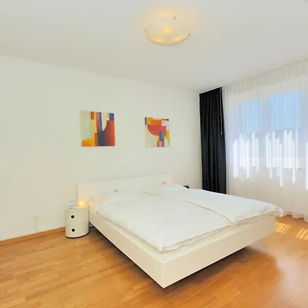 Apartment Cozy 1br Near With Balcony - Mill 422 *