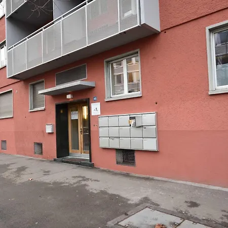 Apartment Cozy 1br Near With Balcony - Mill 422 *